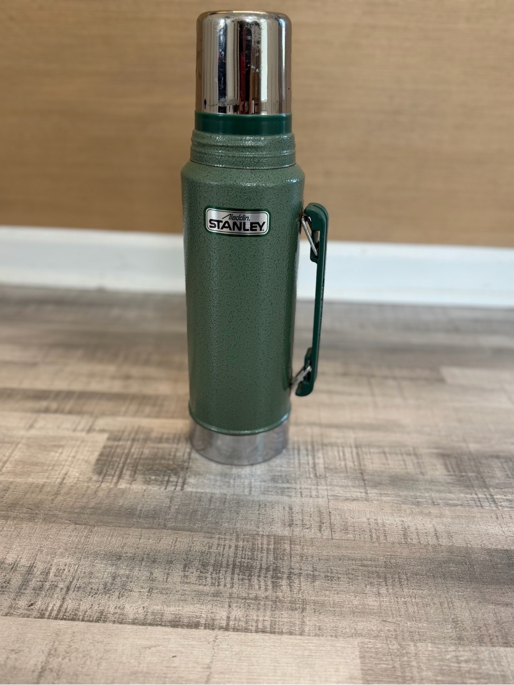 Vintage Aladdin Stanley A-944DH 1 Quart Green Thermos Vacuum Bottle Handle